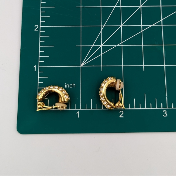 Vintage Swarovski Crystal Pave Clip on Earrings Half Hoop Signed - Picture 9 of 9
